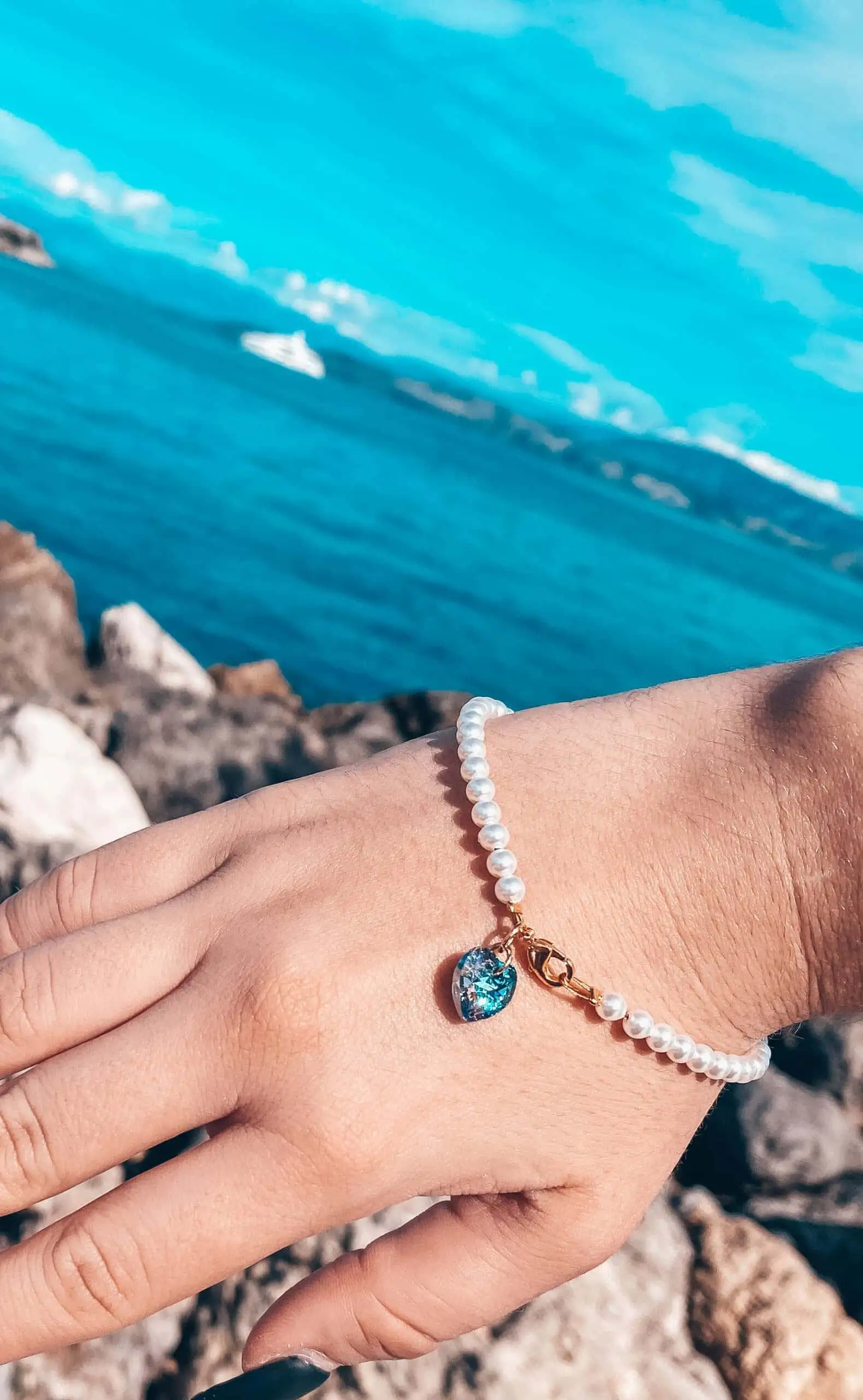 White paradise bracelet