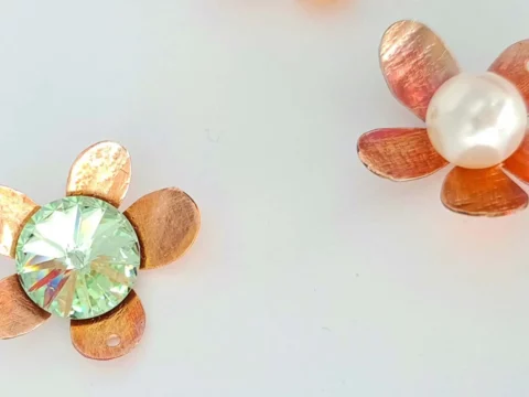 magic opium earrings