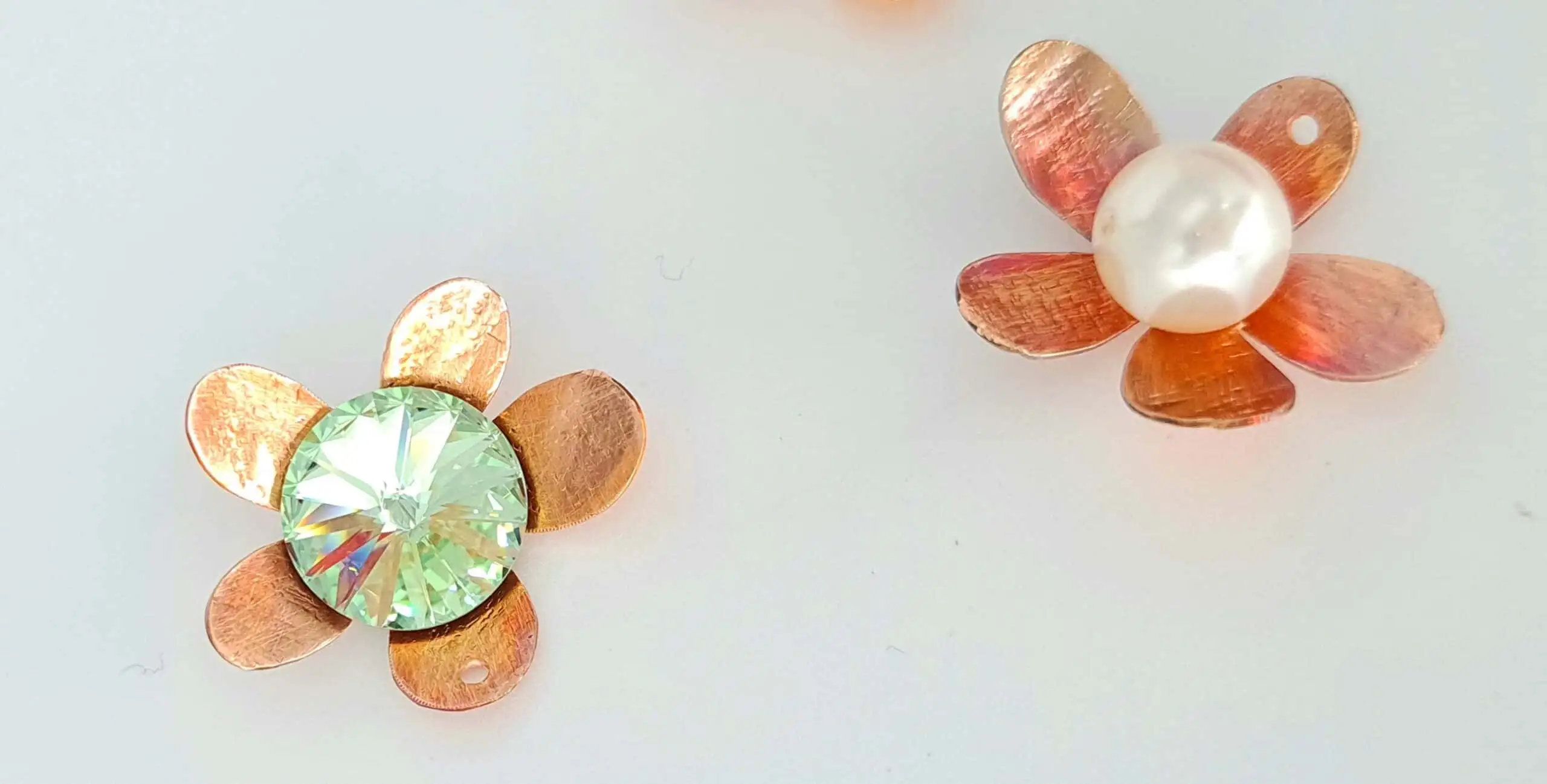 magic opium earrings