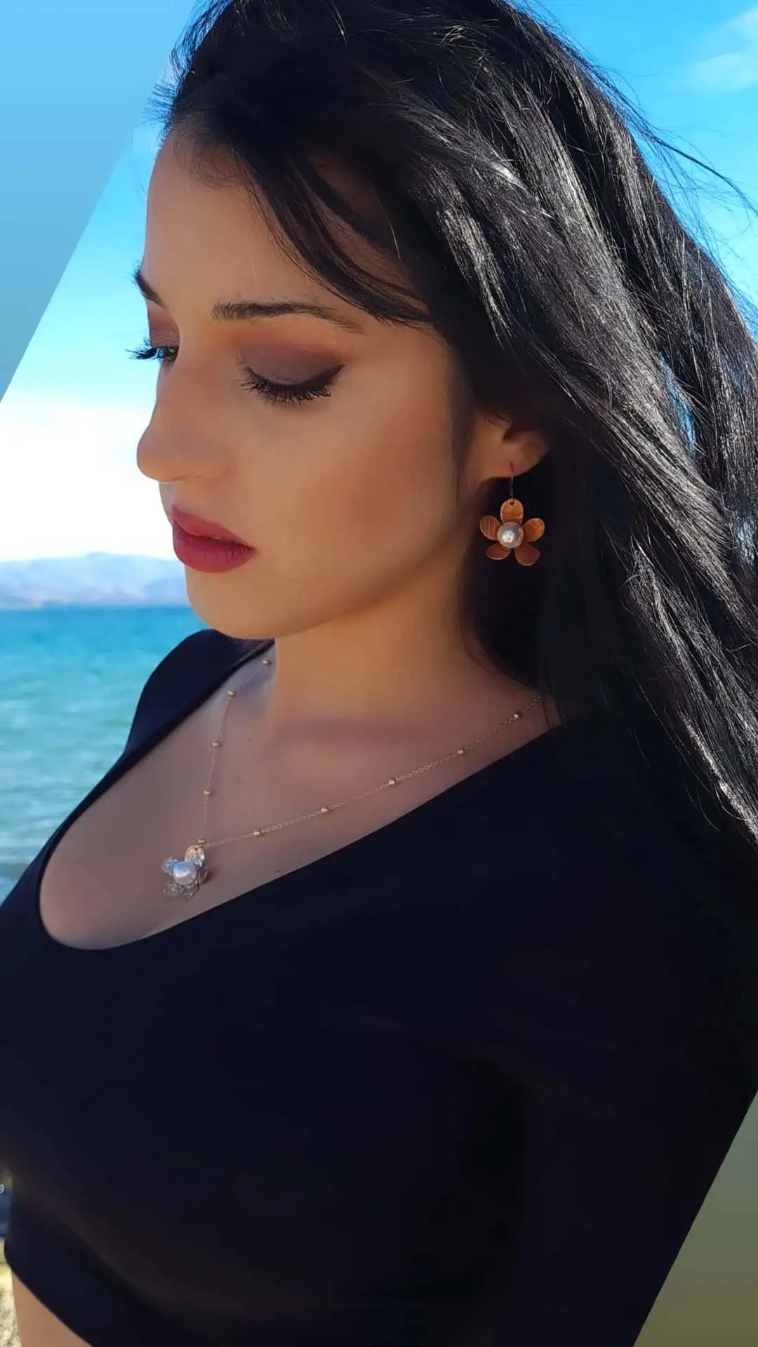 magiv opium necklace