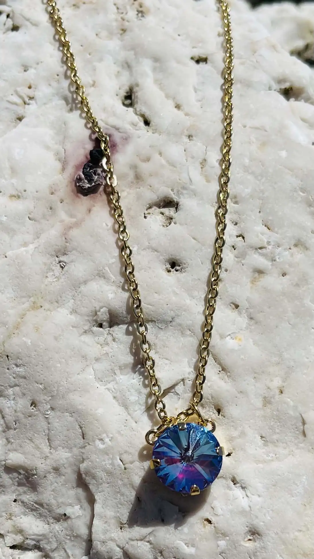Gold Swarovski necklace