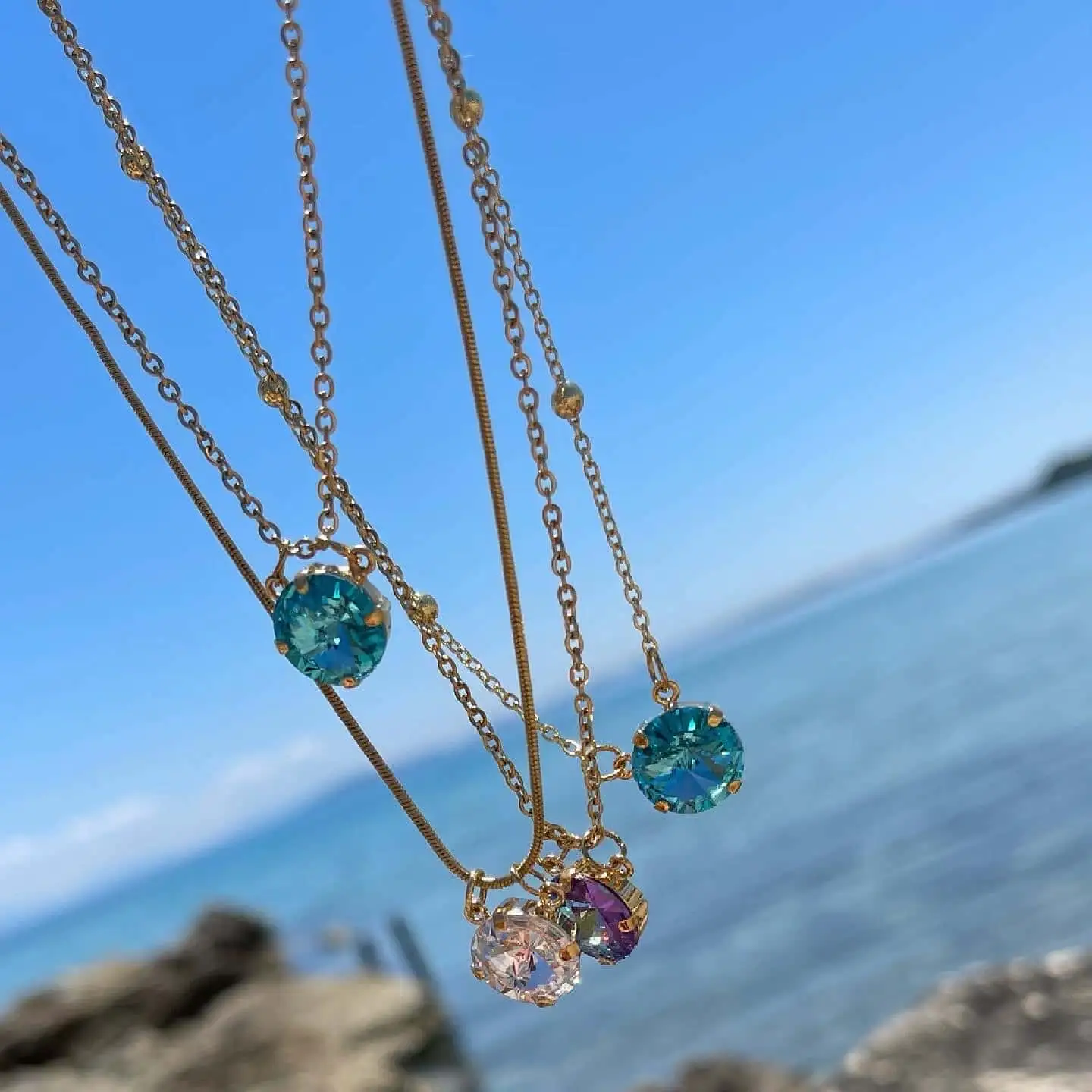 Gold swarovski necklace