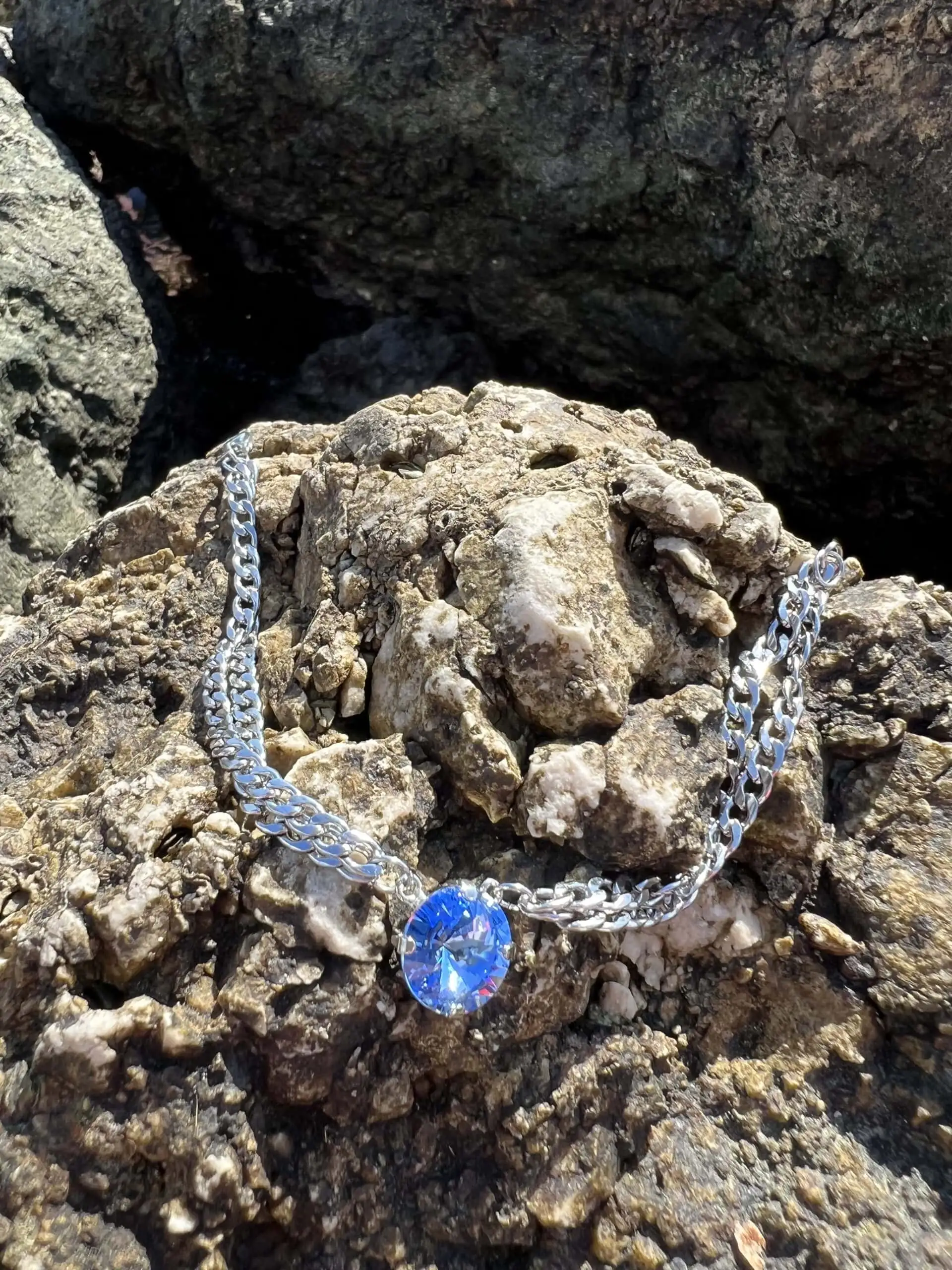 Shinny love bracelet