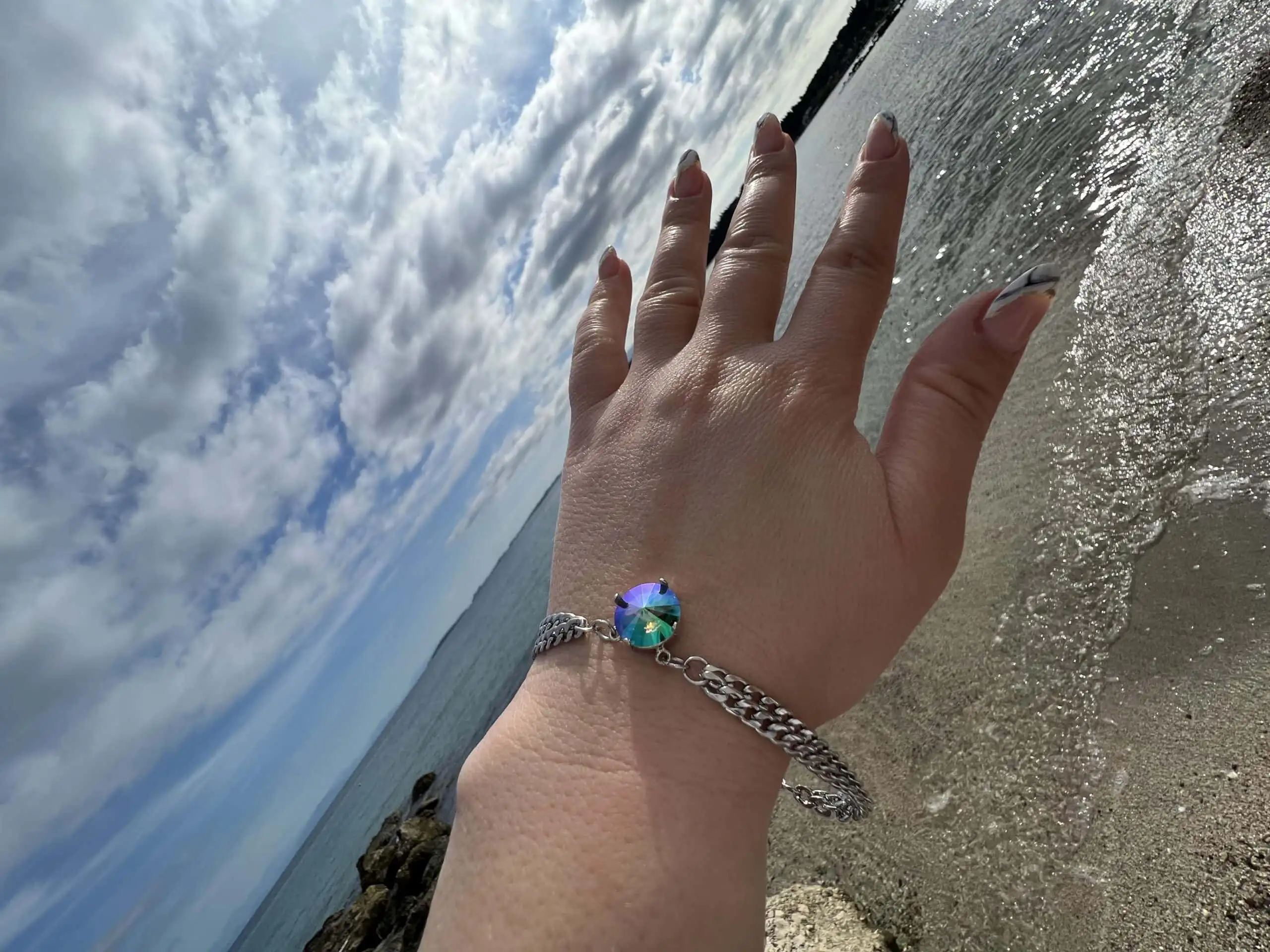 shinny love bracelet