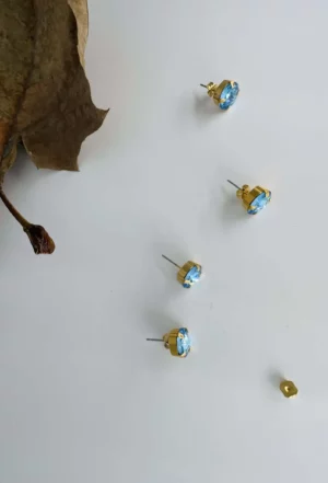 Swarovski studs earrings
