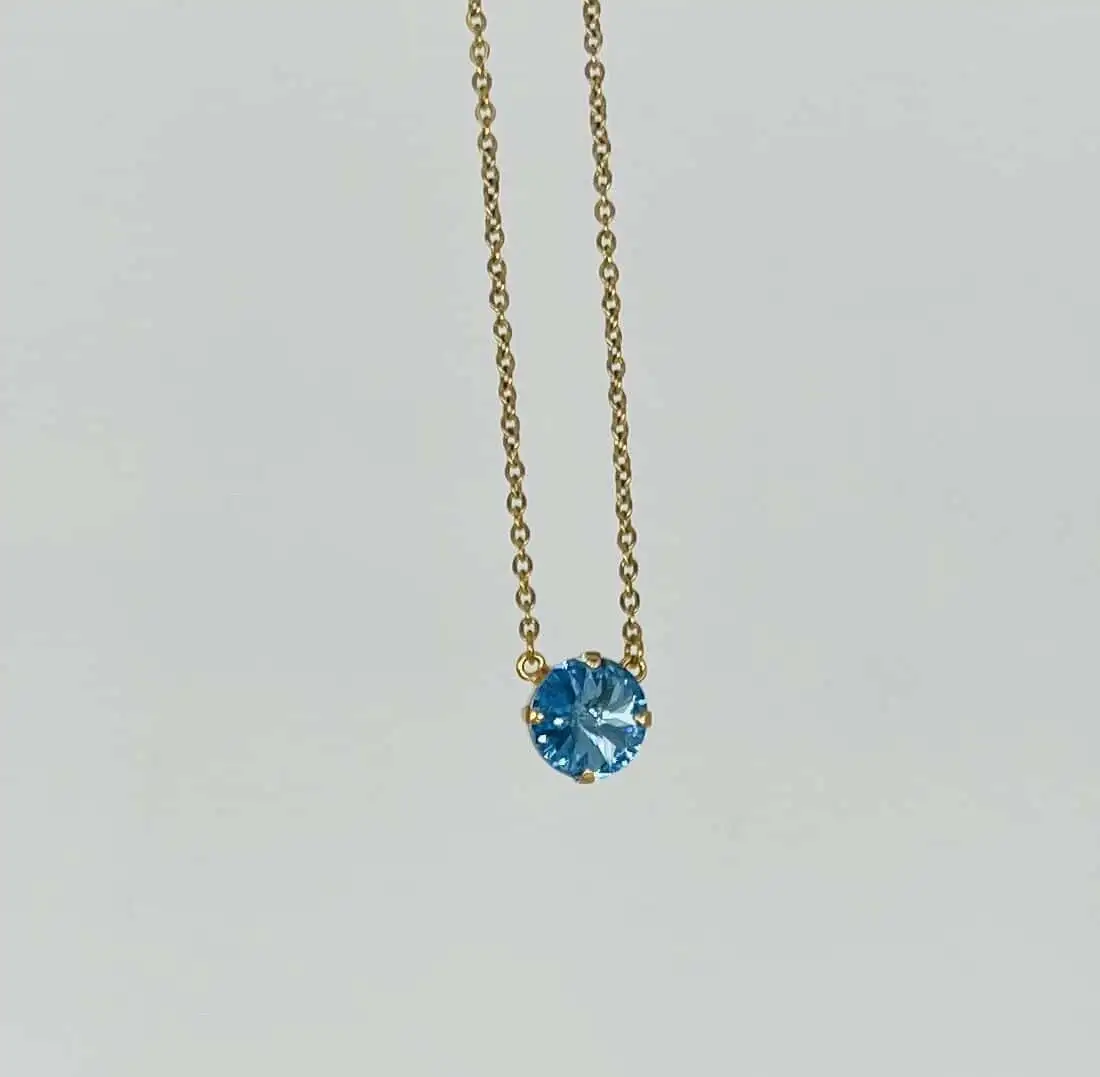 Gold swarovski necklace