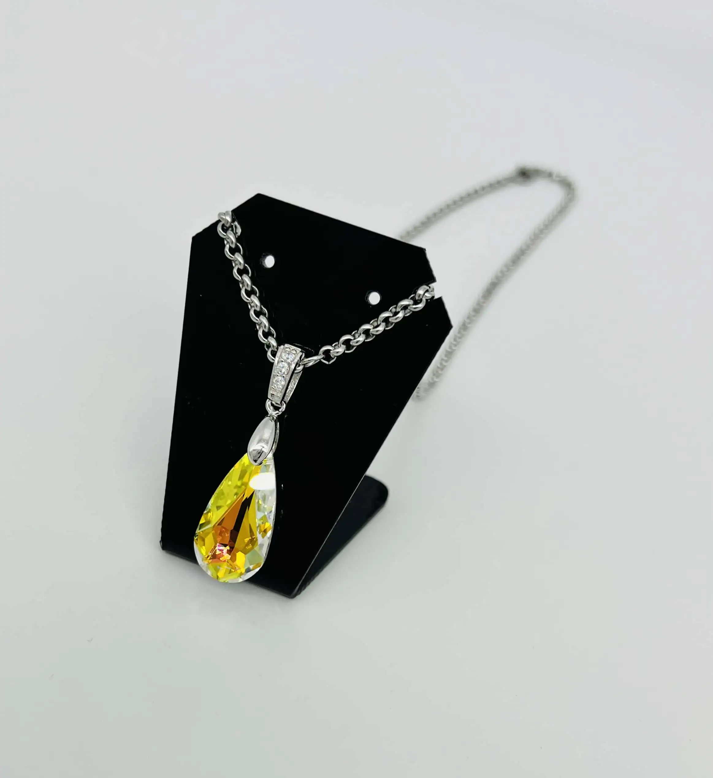 Queen Necklace - Image 2