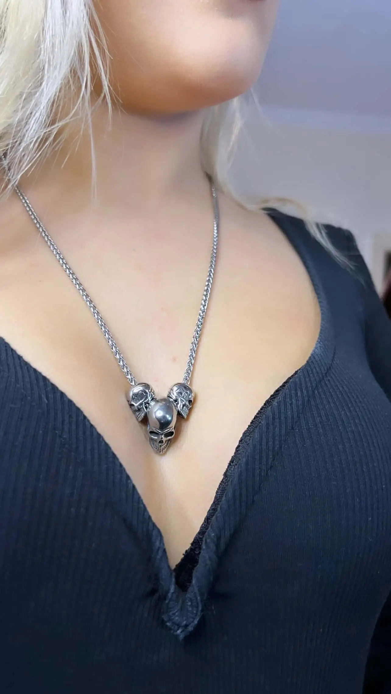 Skull head necklace - Image 3