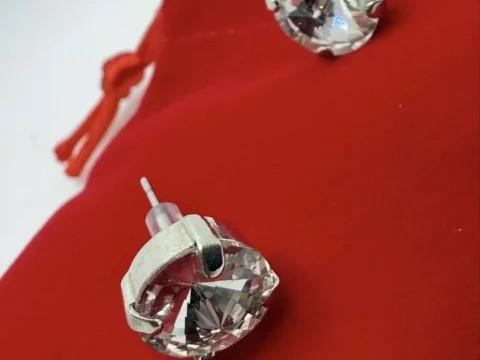 swarovski stud earrings