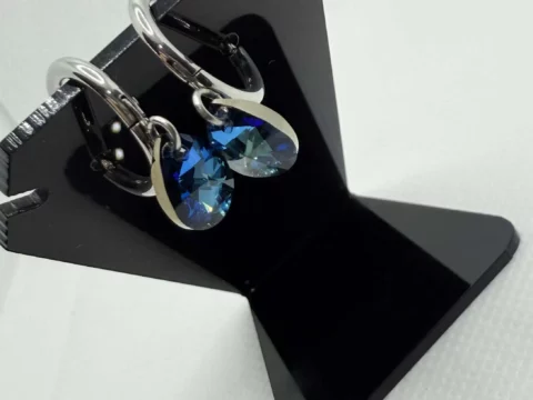 small drops earrings