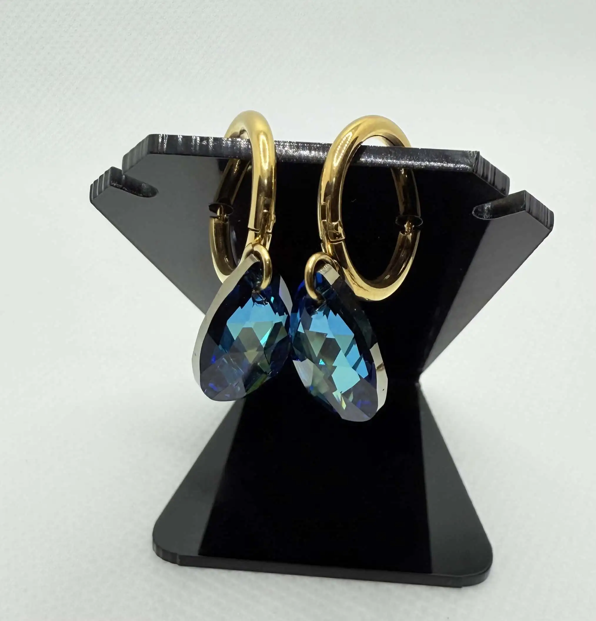 Vermuda blue earrings - Image 2