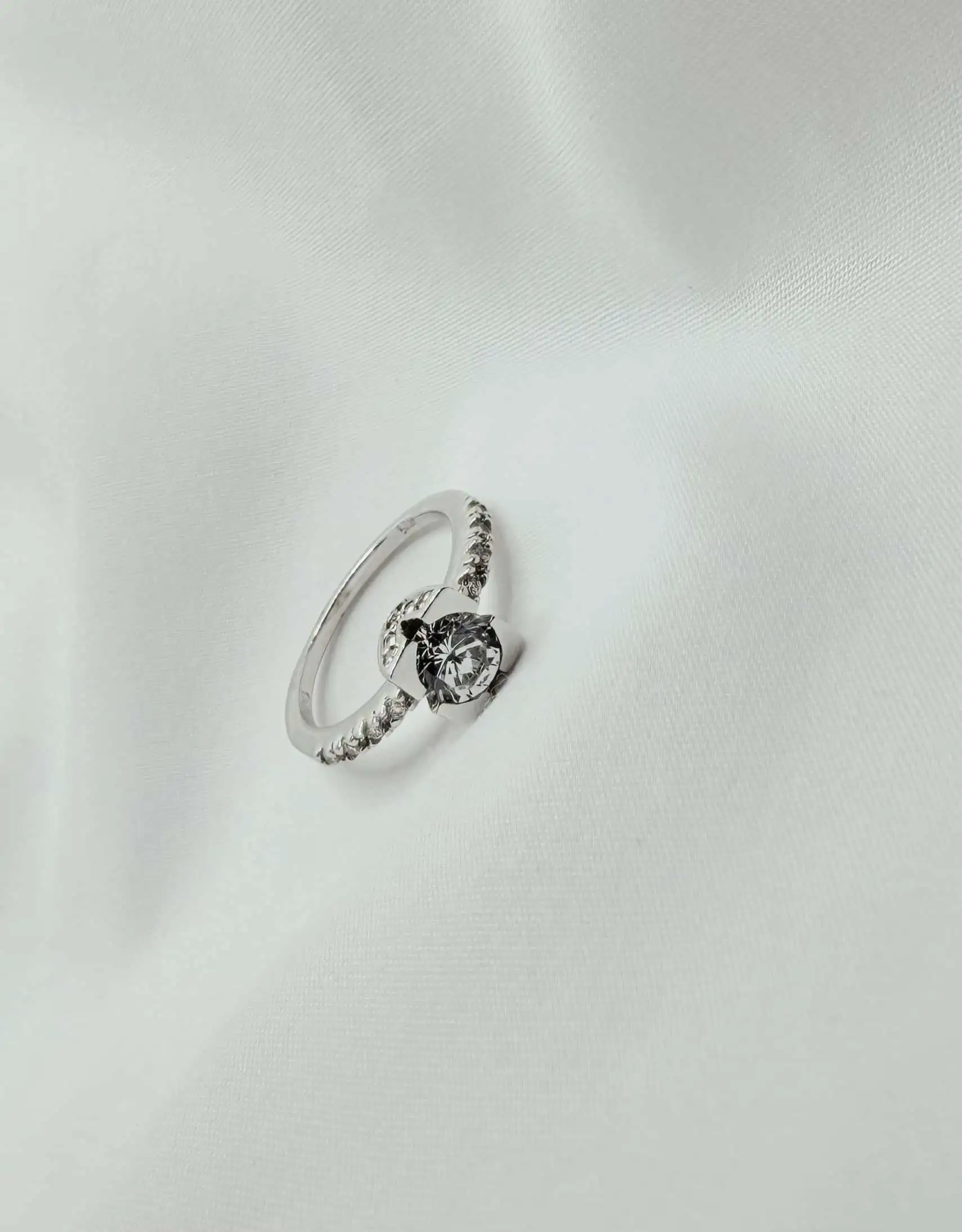 Μονόπετρο ‘V’