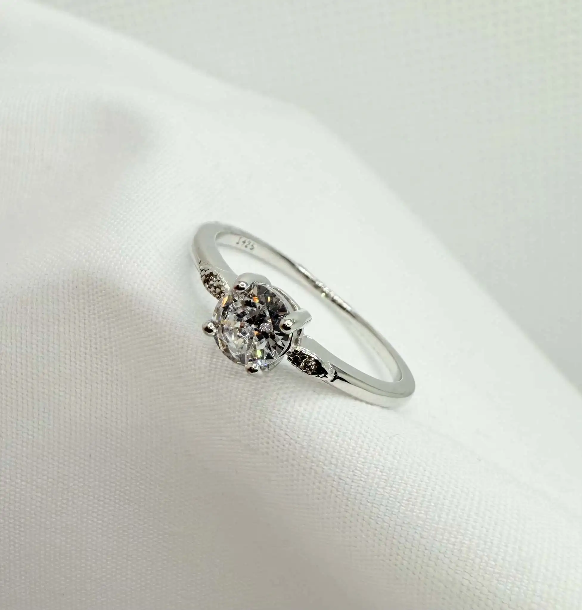 Little diamond - Image 2