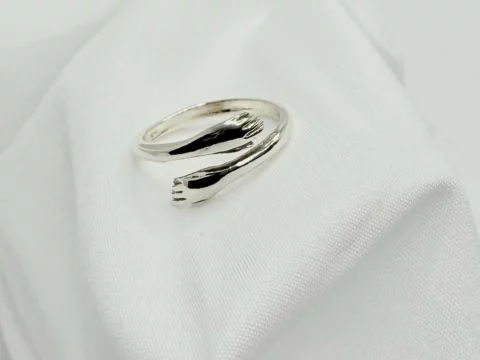 Δαχτυλίδι αγκαλιά