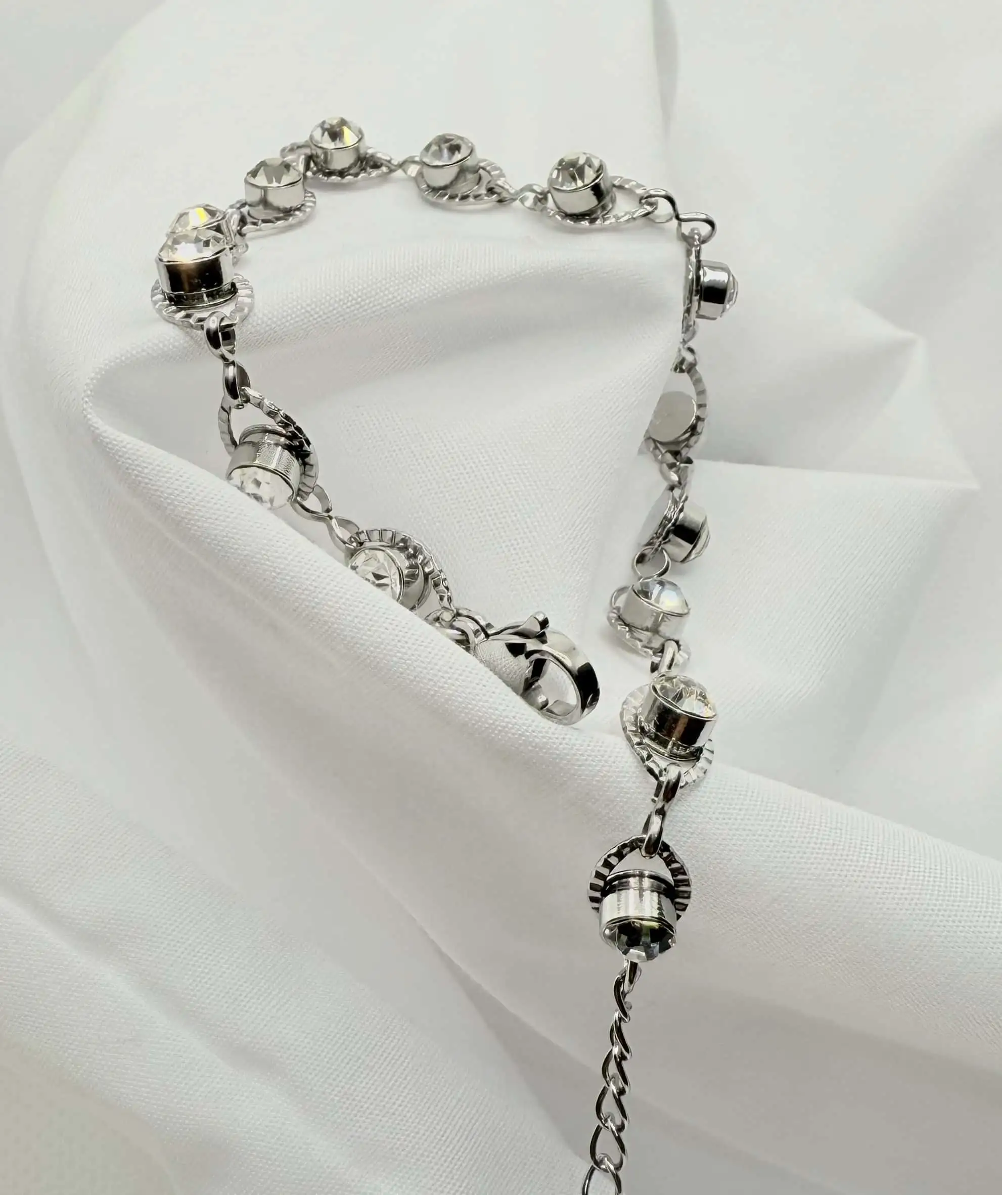 Diamond eyes bracelet