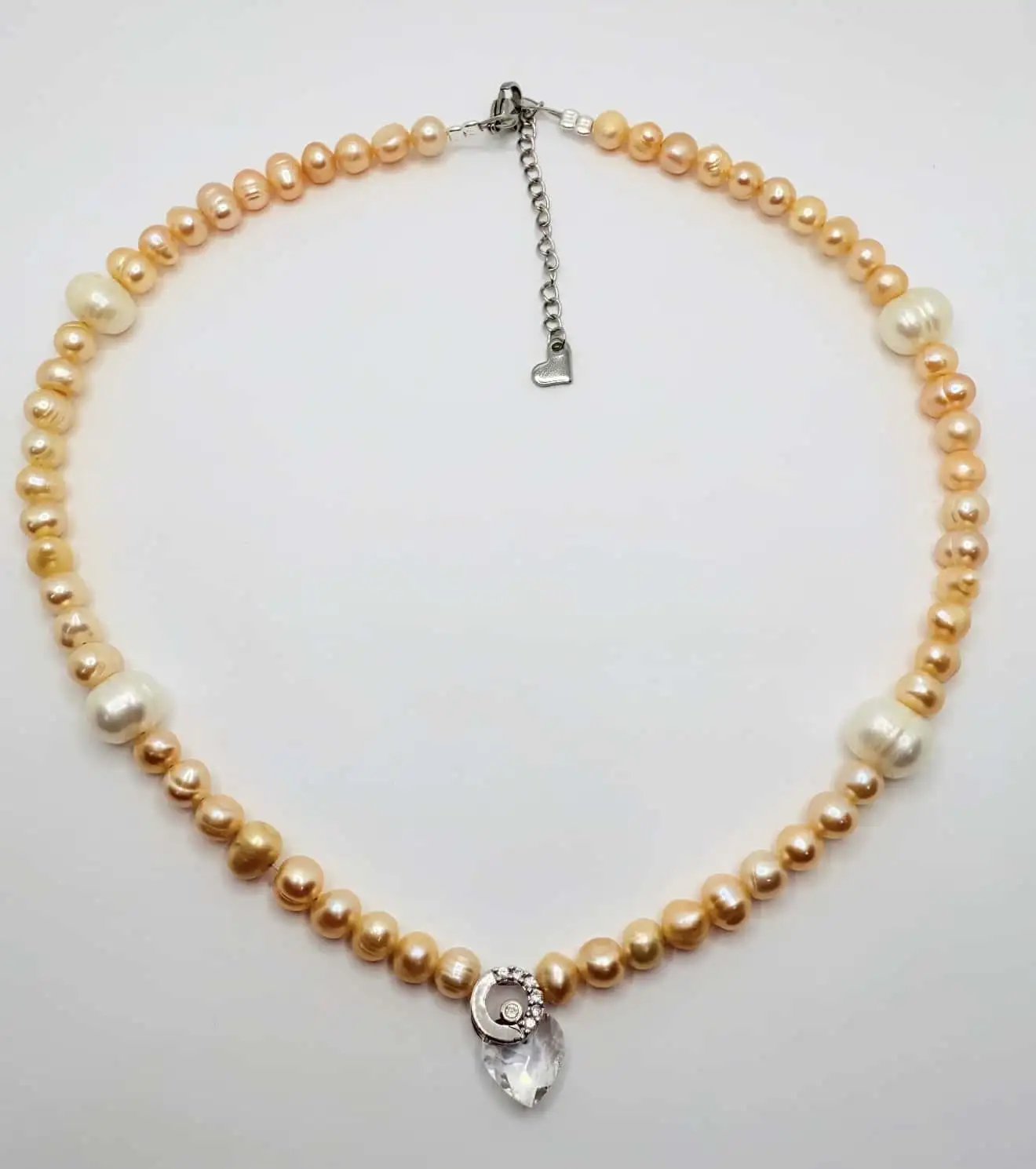 Peach pearl necklace