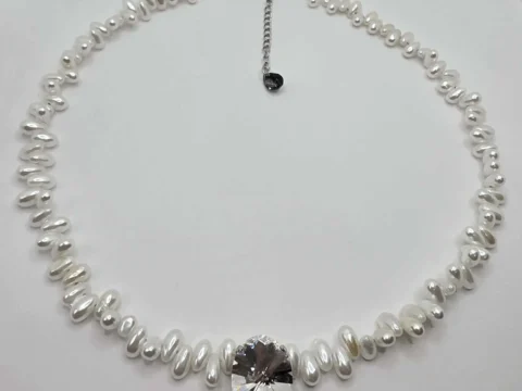 white pearls with diamond