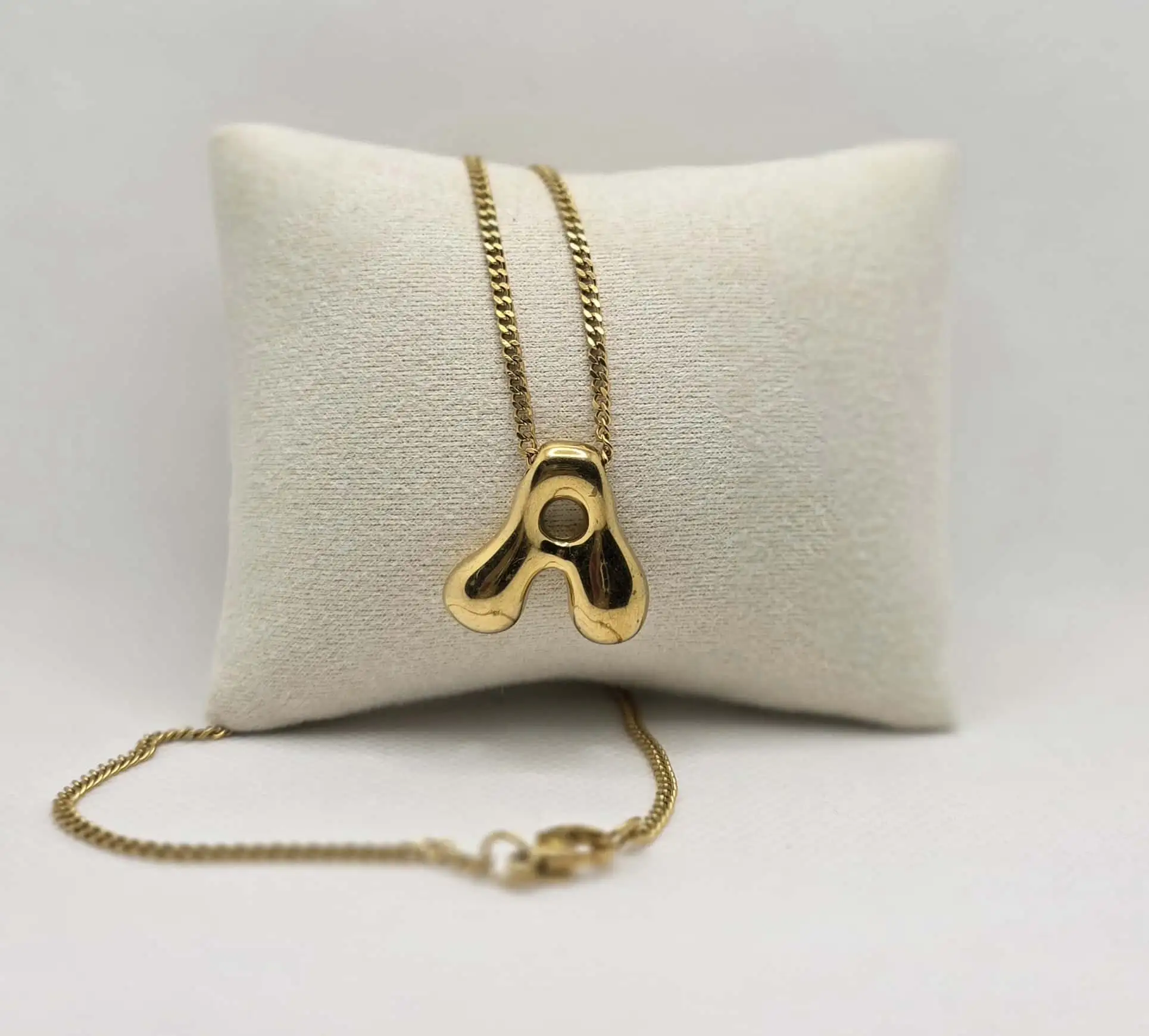 Μονόγραμμα Α