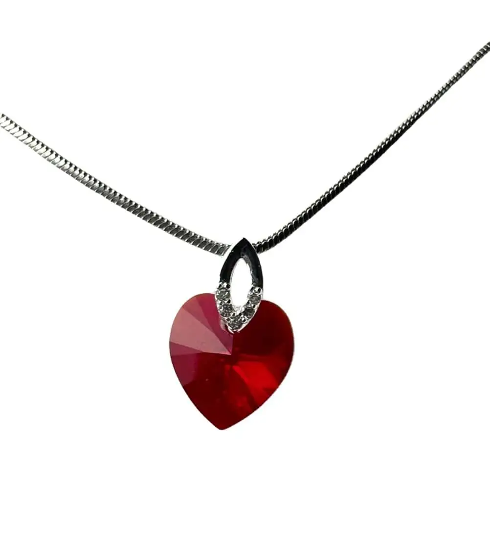 Lady in red - Image 2